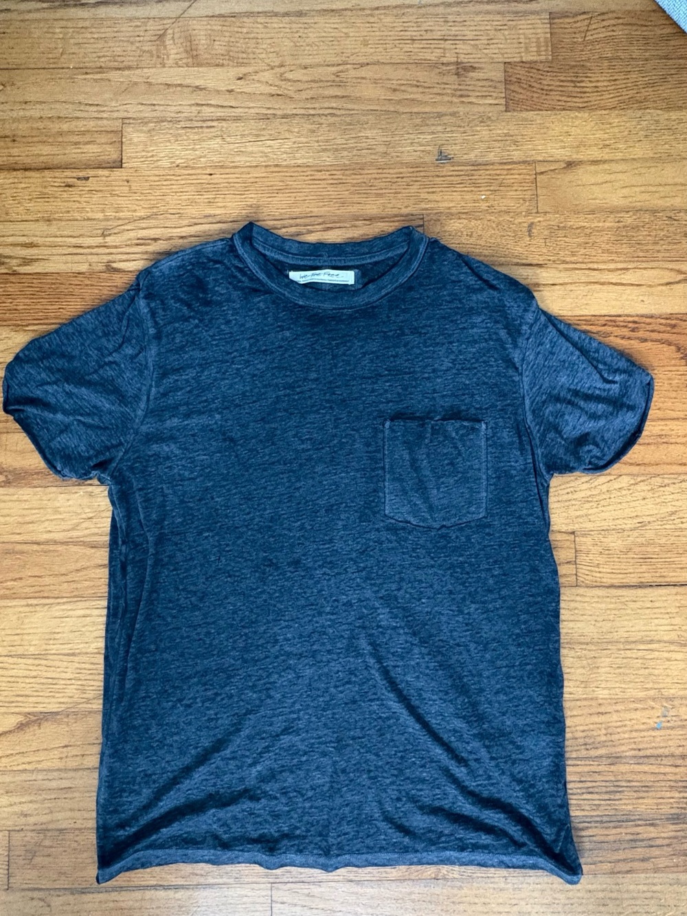 We The Free Black Heather Gray Relaxed Pocket Tee - size XS - NWOT